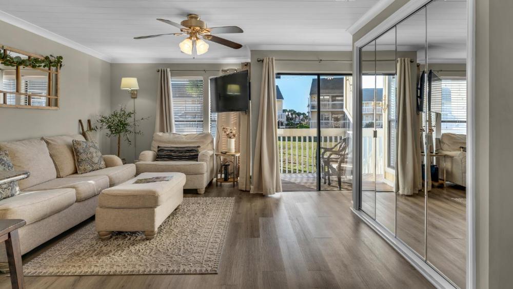 Sandpiper Cove 8120